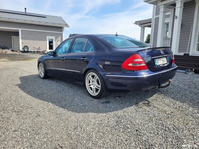 Mercedes-Benz E 2003, photo 3/8