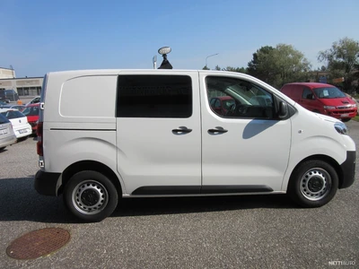 Toyota Proace Compact 1,5 D 100 2022, photo 6/22