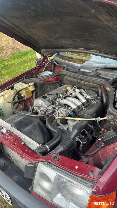 Mercedes-Benz 200 124 4d 1988, kuva 3/9