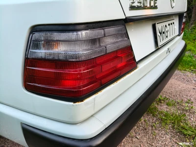 Mercedes-Benz CE 1988, photo 5/11
