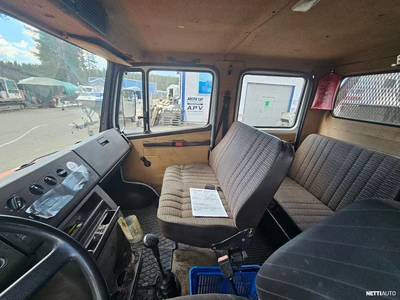 Mercedes-Benz Muu N2/kuorma-auto 1991, photo 3/9