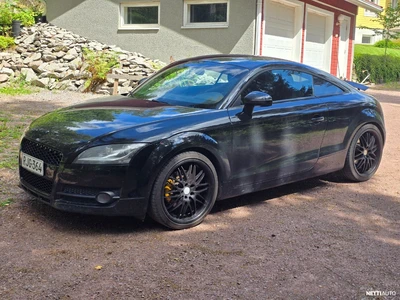 Audi TT Coupé 2,0 Turbo FSI 147 kW 2008, kuva 1/11