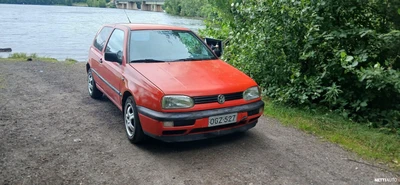 Volkswagen Golf 1,6 CL 3d 1997, photo 3/9
