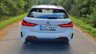 BMW 118 2021, kuva 4/10