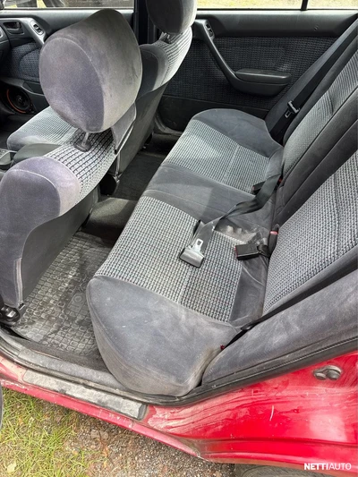 Toyota Carina E 1995, kuva 6/14