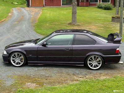 BMW 330 1993, photo 3/18