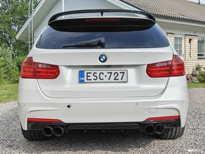 BMW 330 2012, photo 5/15