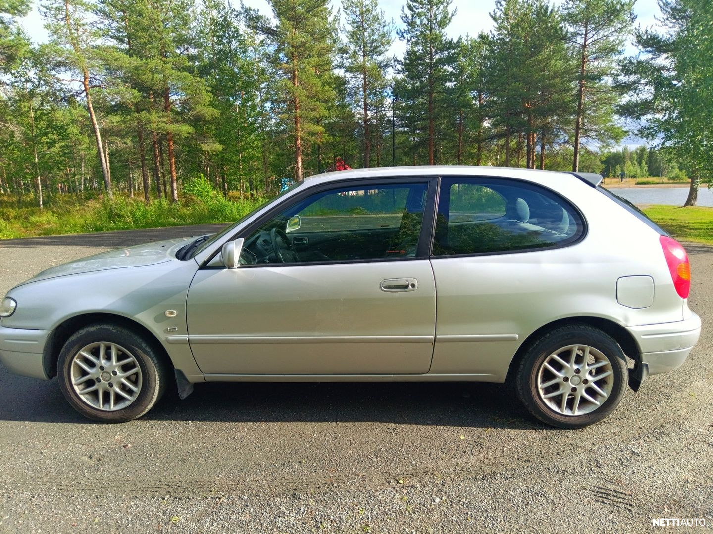 Toyota Corolla 2000, photo 4/9