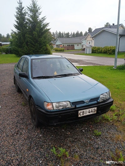Nissan Sunny 1993, photo 5/5