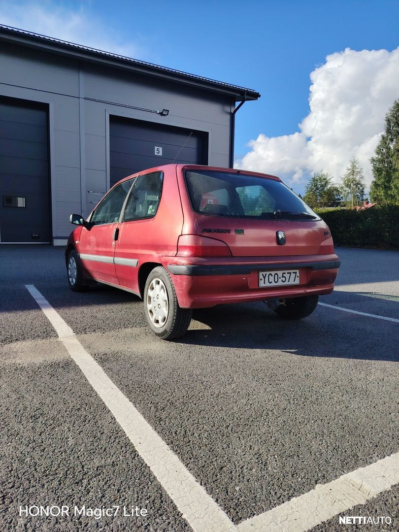 Peugeot 106