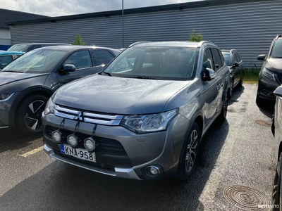 Mitsubishi Outlander 2015, kuva 3/7