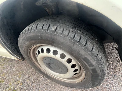 Volkswagen Transporter 2004, kuva 5/12