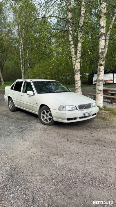 Volvo S70 1998, photo 1/3