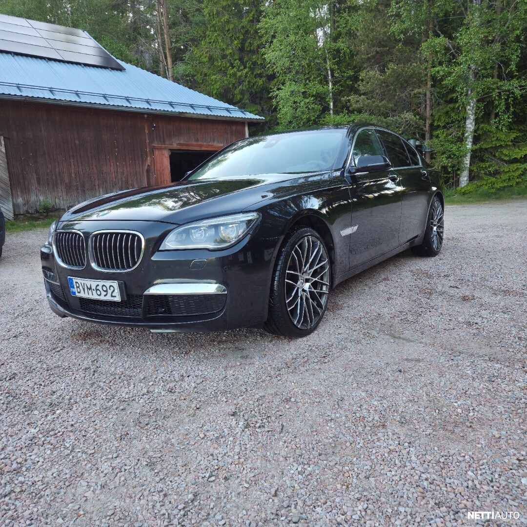 BMW 730