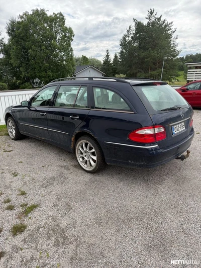 Mercedes-Benz E 2004, photo 2/6