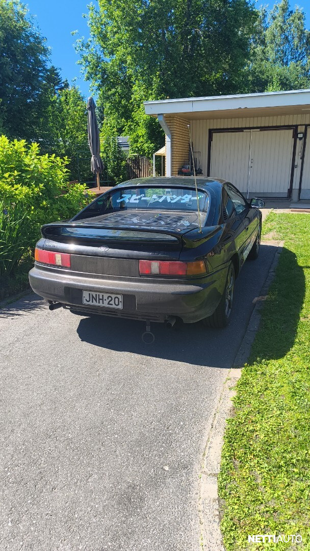 Toyota MR2