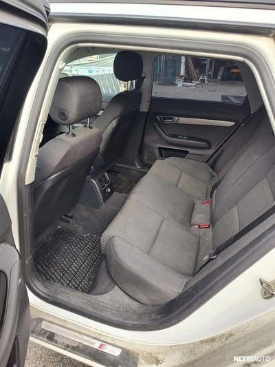 Audi A6 2010, photo 7/7