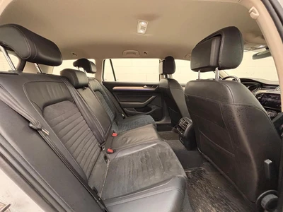 Volkswagen Passat 2018, photo 7/15