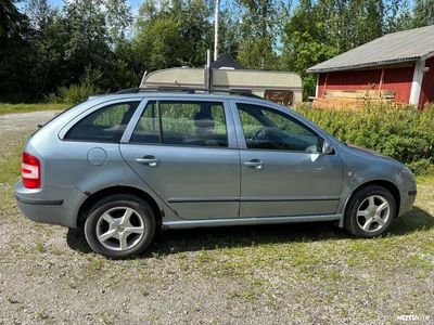 Skoda Fabia 2006, photo 3/13