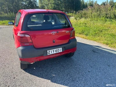 Toyota Yaris 2000, photo 3/9