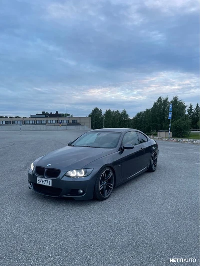 BMW 335 2008, kuva 2/11