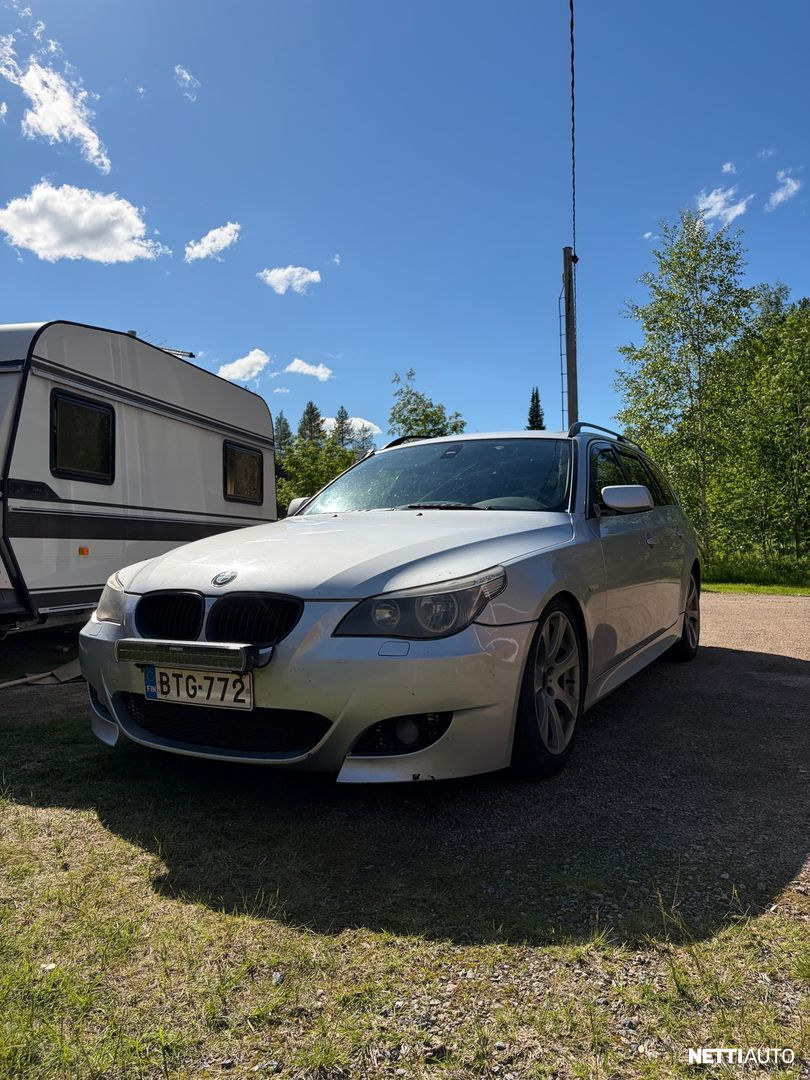 BMW 523