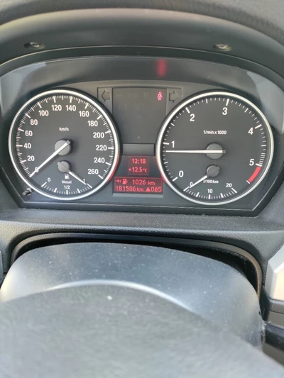 BMW 318 2011, kuva 7/11