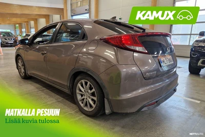 Honda Civic 5D 1,4i Comfort 2014, kuva 2/9
