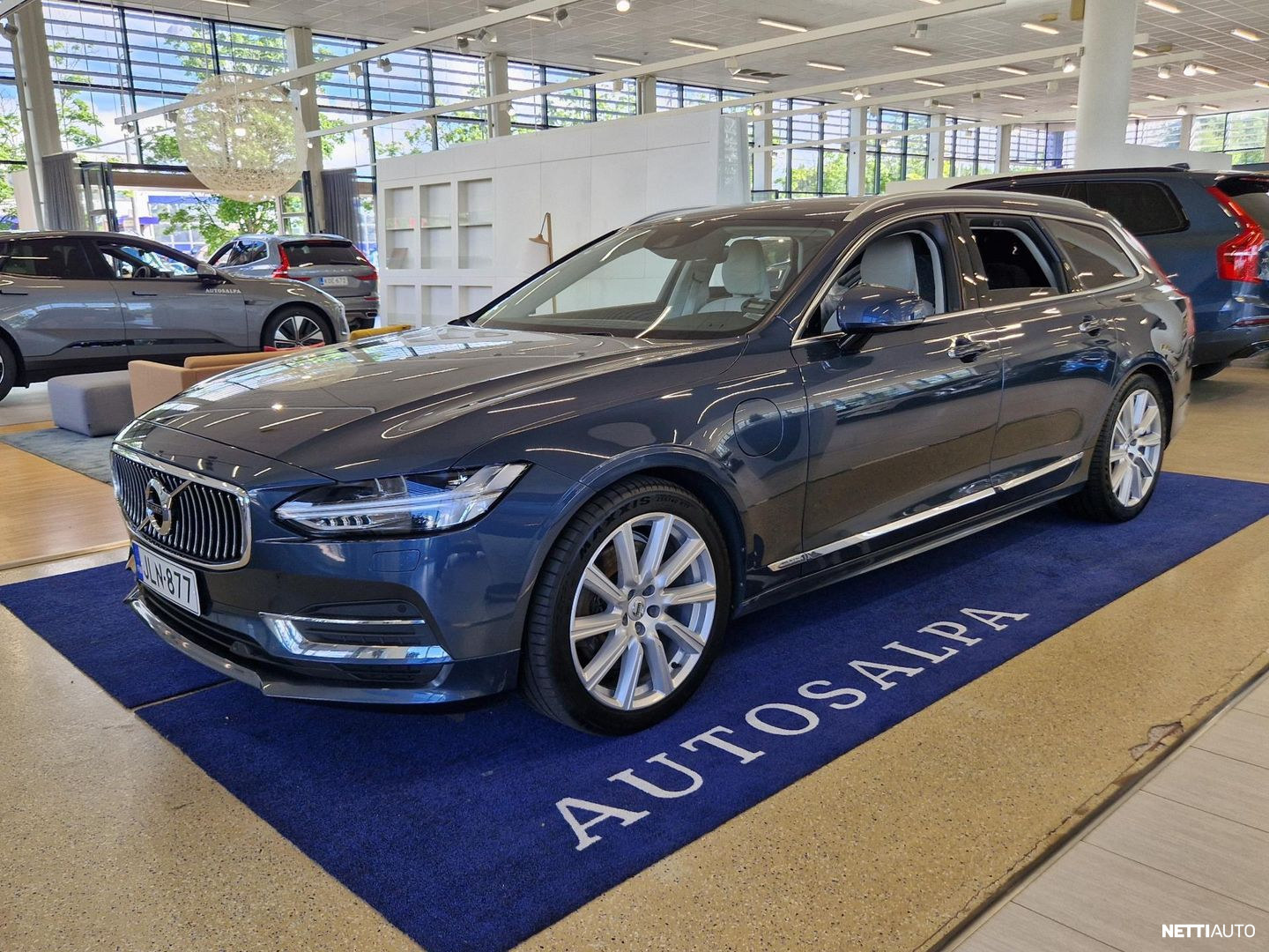 Volvo V90