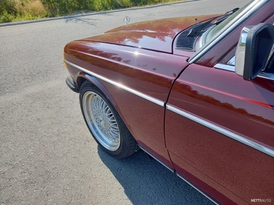 Mercedes-Benz 220 1978, kuva 7/10