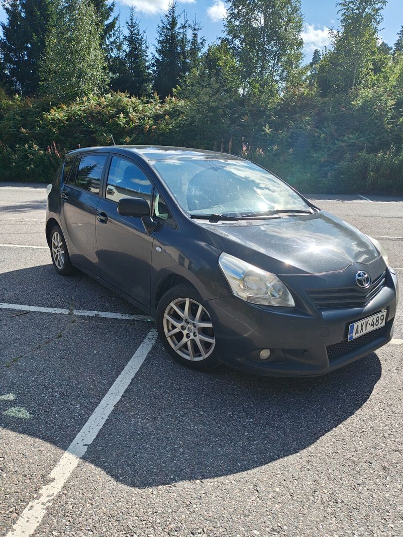 Toyota Verso