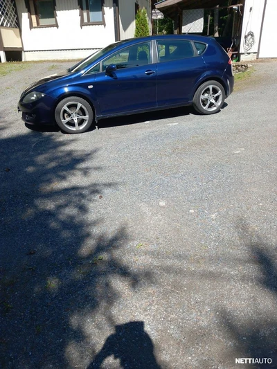 Seat Leon 1,9 TDI Stylance 2008, kuva 2/6