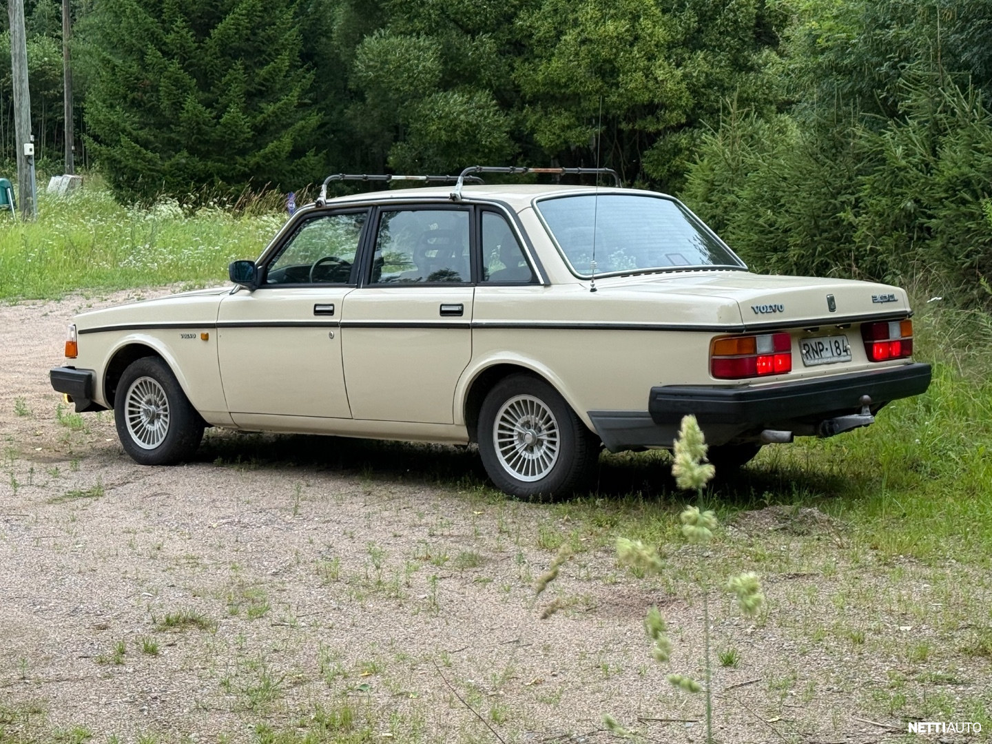 Volvo 240 1988, photo 4/10
