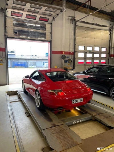 Porsche 911 911 Carrera 2 2000, kuva 2/10