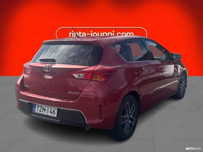 Toyota Auris 2014, kuva 3/5