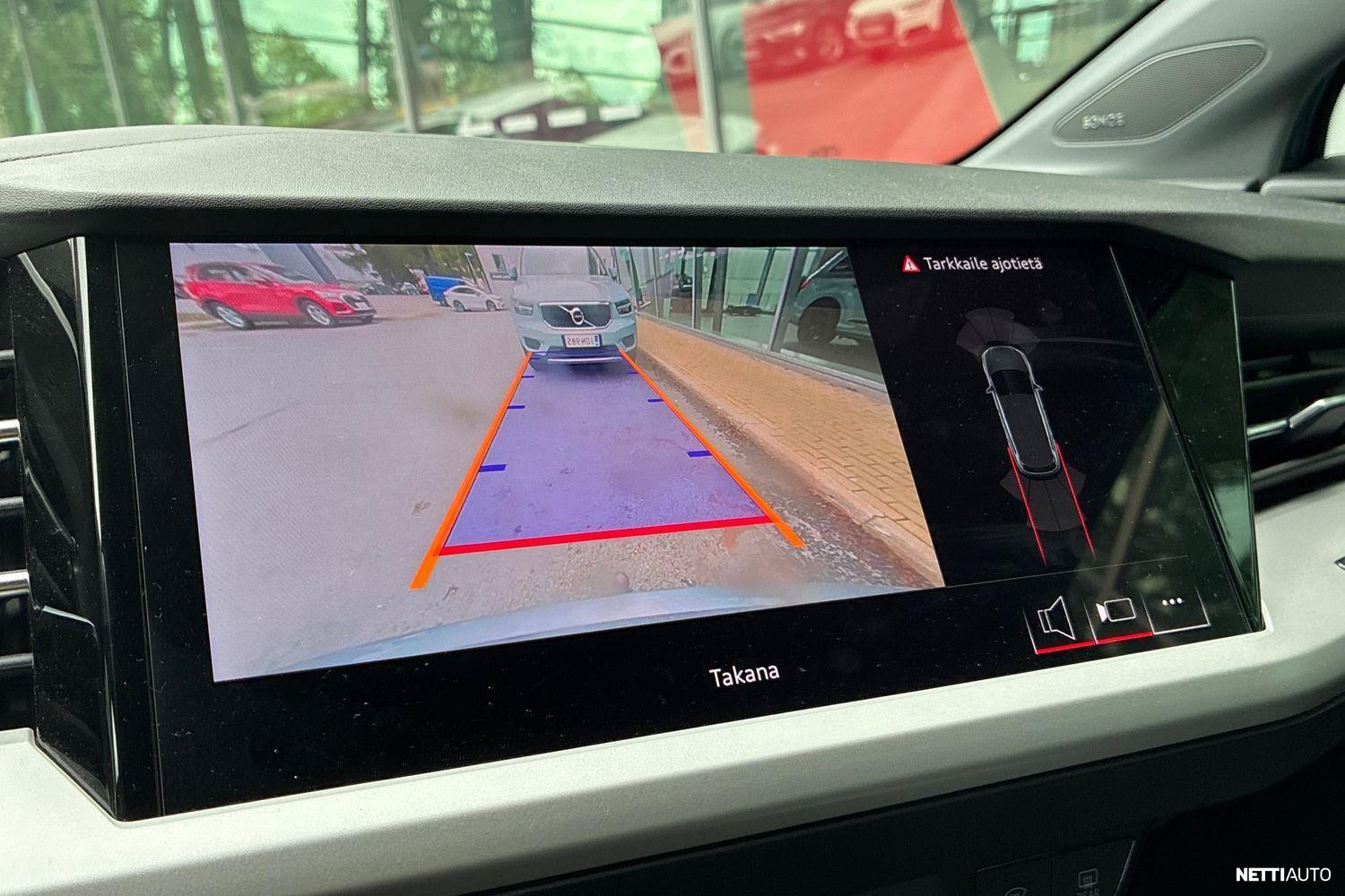Audi Q4 e-tron 2025, photo 5/8