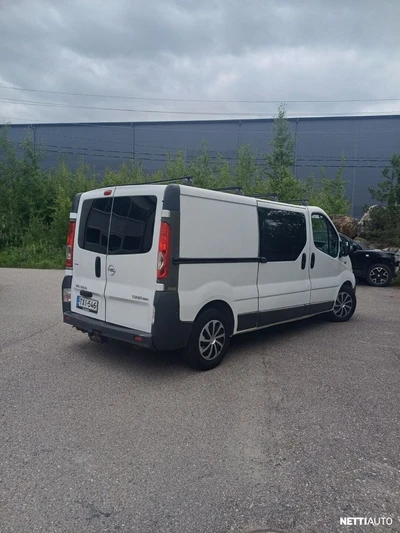 Opel Vivaro 2.0 2007, photo 3/10