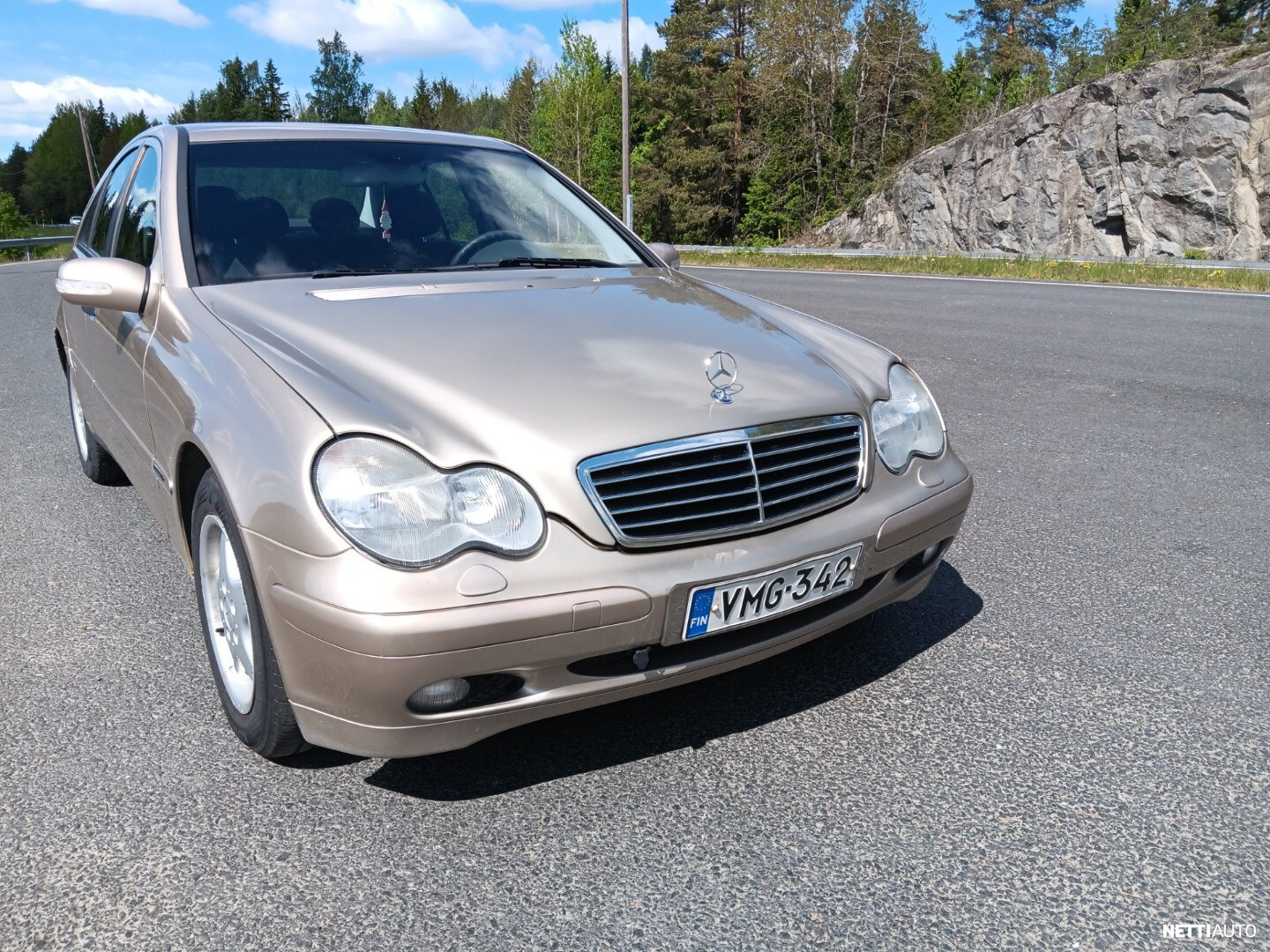 Mercedes-Benz C 200
