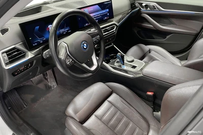 BMW i4 eDrive40 Charged Plus 2022, photo 3/3