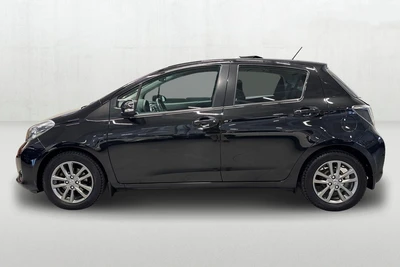 Toyota Yaris 2014, photo 2/10