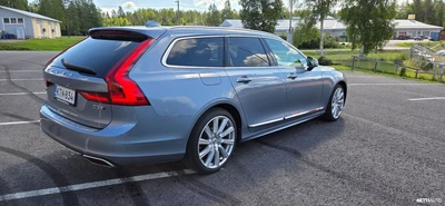 Volvo V90 2019, photo 4/10