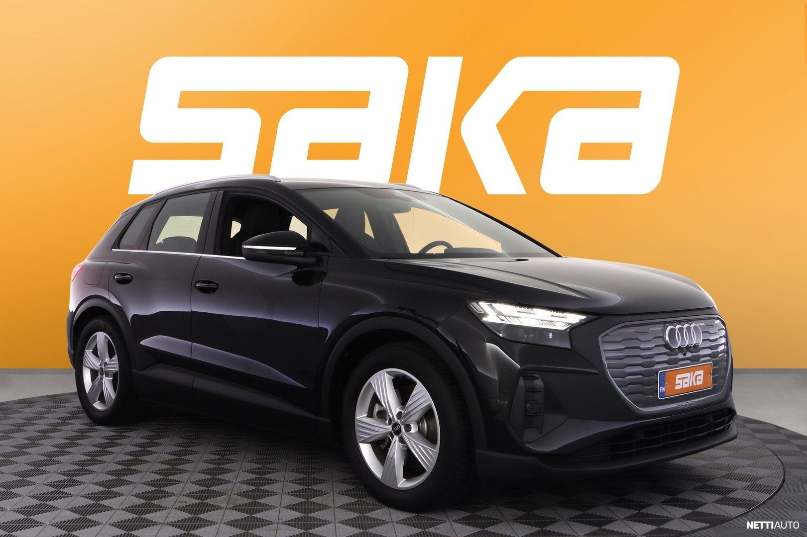 Audi Q4 e-tron 2022, photo 1/28