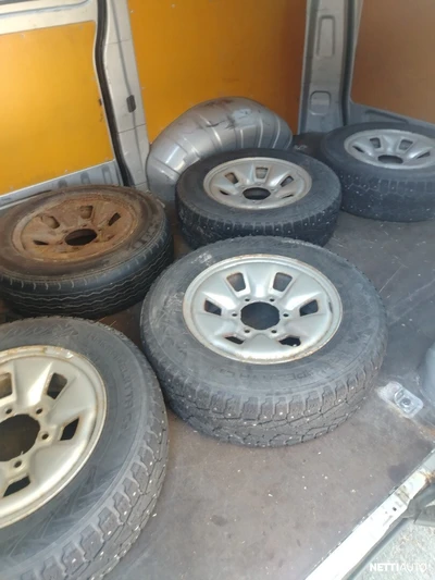 Toyota Hiace 2005, photo 6/21