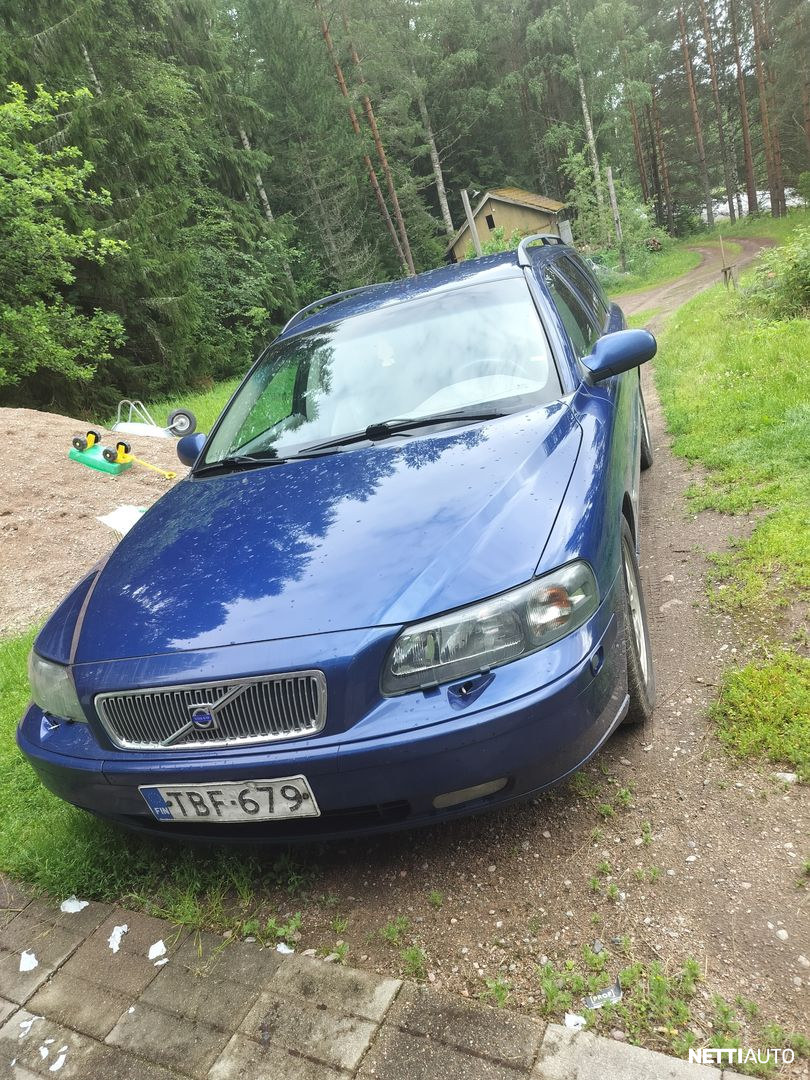 Volvo V70