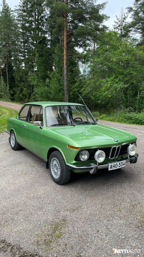 BMW 1502