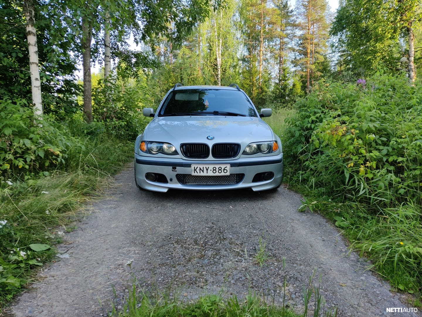 BMW 330