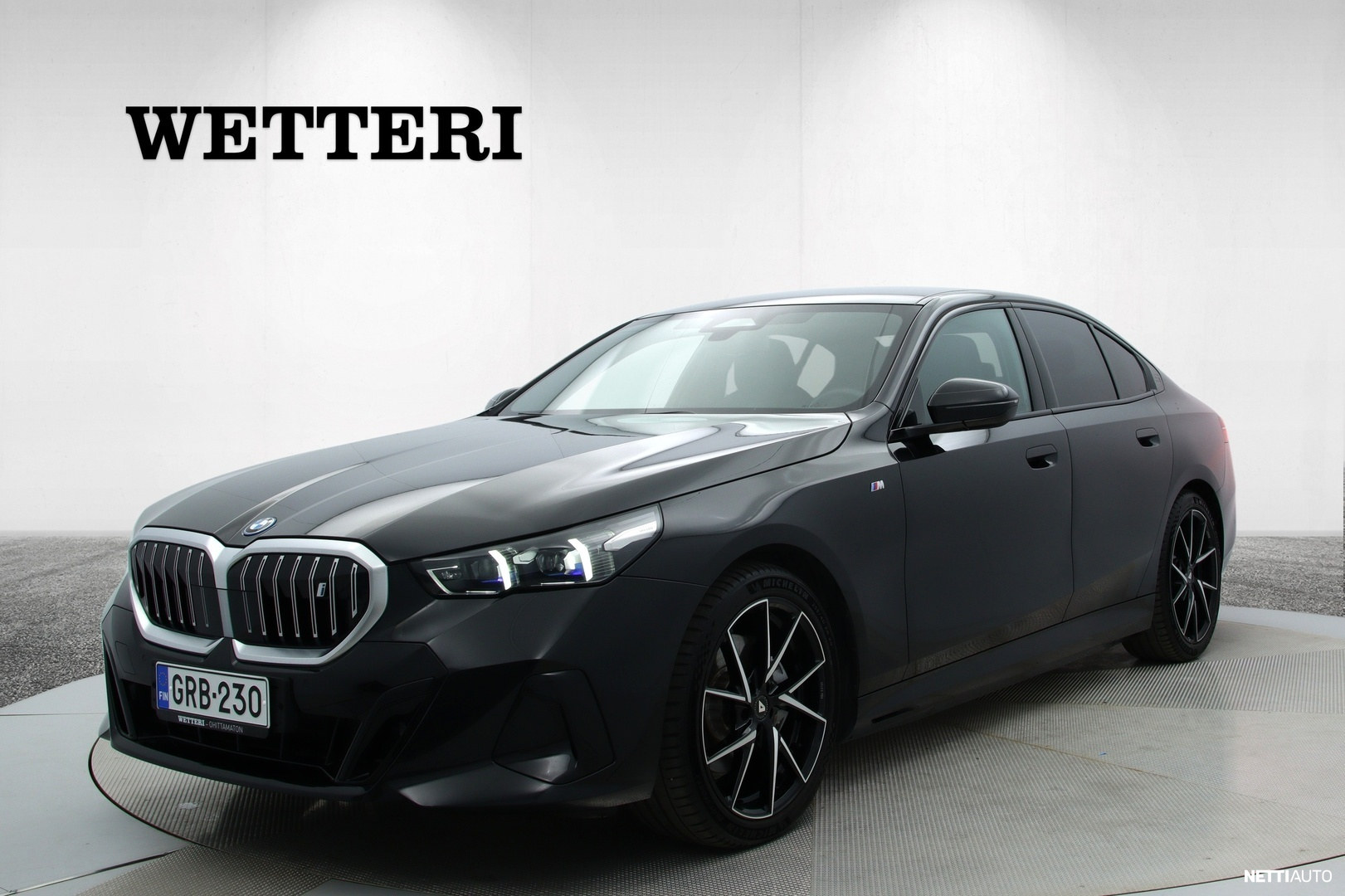 BMW i5