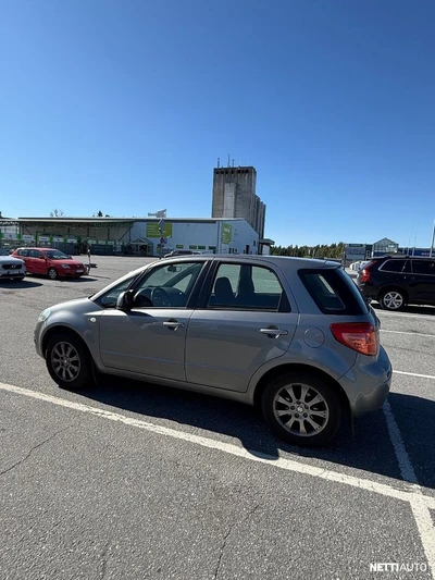 Suzuki SX4 2011, photo 6/8
