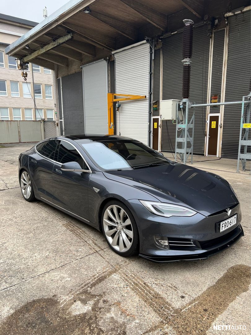 Tesla Model S