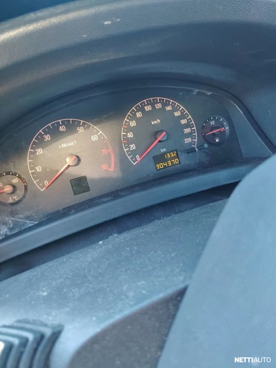 Opel Vectra 1,8 Comfort 122hv 2002, kuva 7/9